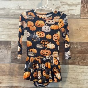 Posh Peanut 2022 Halloween Twirl